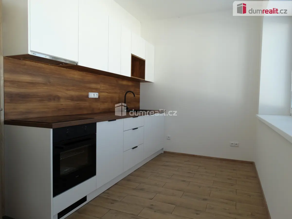Pronájem bytu 1+kk 41 m², Svatoplukova · Veselí-Předměstí · Veselí nad Moravou