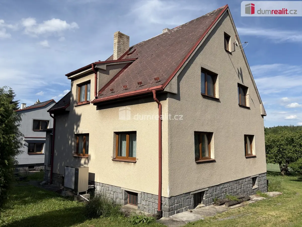 Prodej domu 156 m², Lazec · Příbram