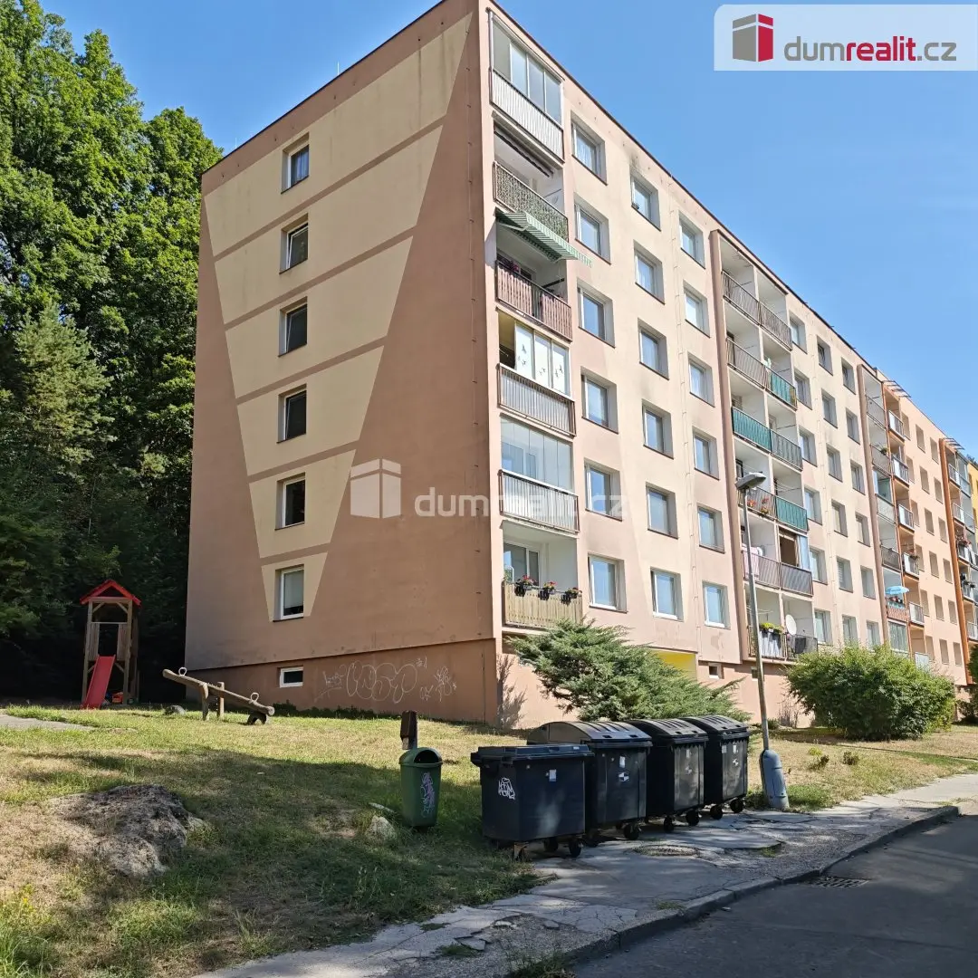 Prodej bytu 1+1 36 m², Nálepkova · Bynov · Děčín