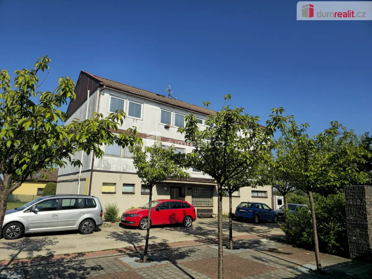 Pronájem bytu 1+1 40 m², Kosořice