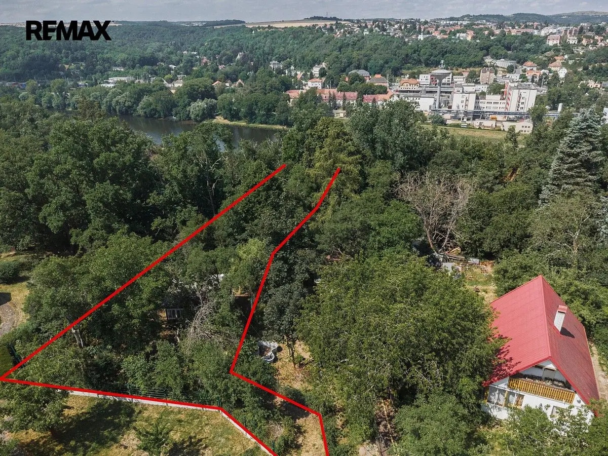 Prodej nemovitosti 24 m², Na Vinici · Brnky · Zdiby