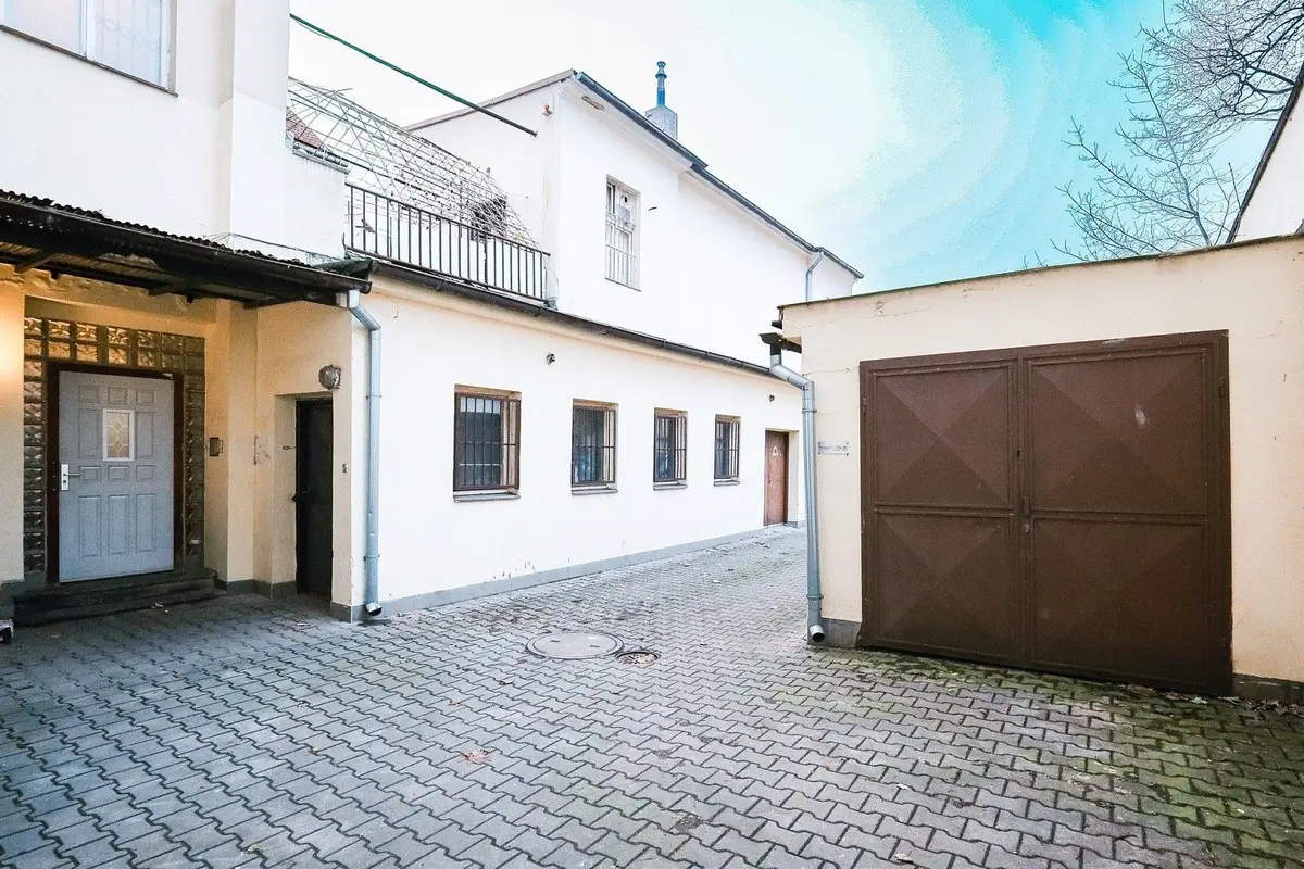 Prodej komerčního prostoru 25 m², Nuselská · Nusle