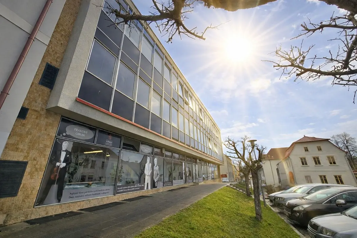 Pronájem komerčního prostoru 141 m², Franze Kafky · Třešť