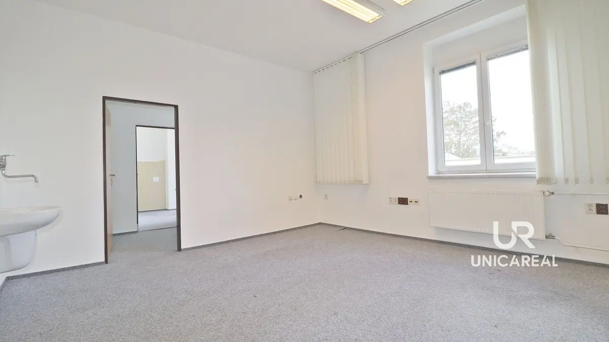 Pronájem komerčního prostoru 69 m², Nádražní · Modřice