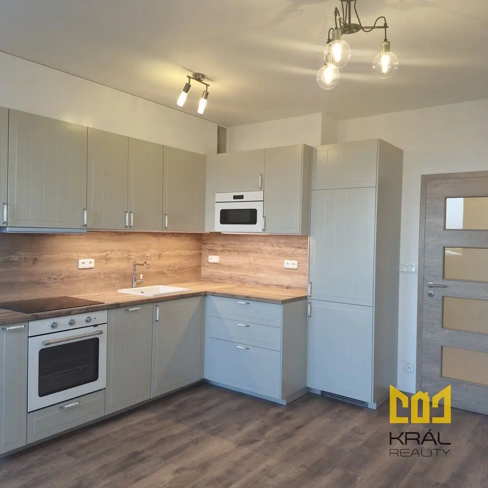 Pronájem bytu 2+kk 67 m², Augustina Lukeše · Brandýs nad Labem · Brandýs nad Labem-Stará Boleslav