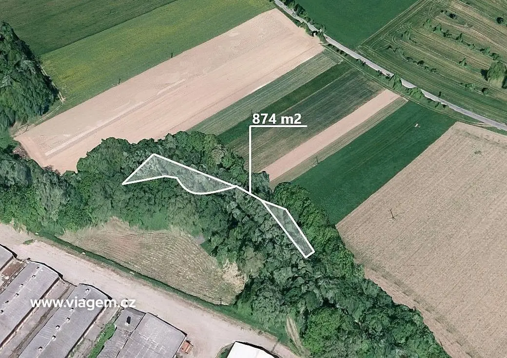 Prodej pozemku 814 m², Podhradní Lhota