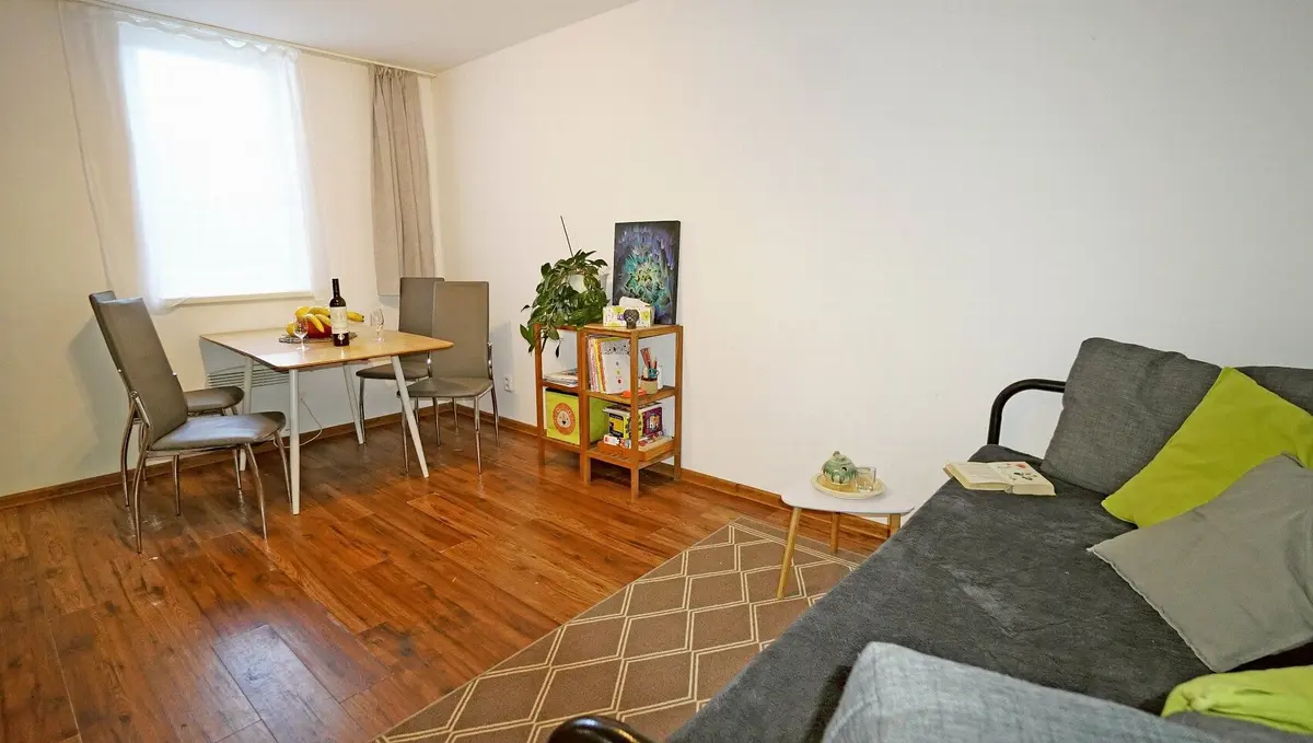 Prodej komerčního prostoru 52 m², Sídl. Osvobození · Lednice na Moravě · Lednice