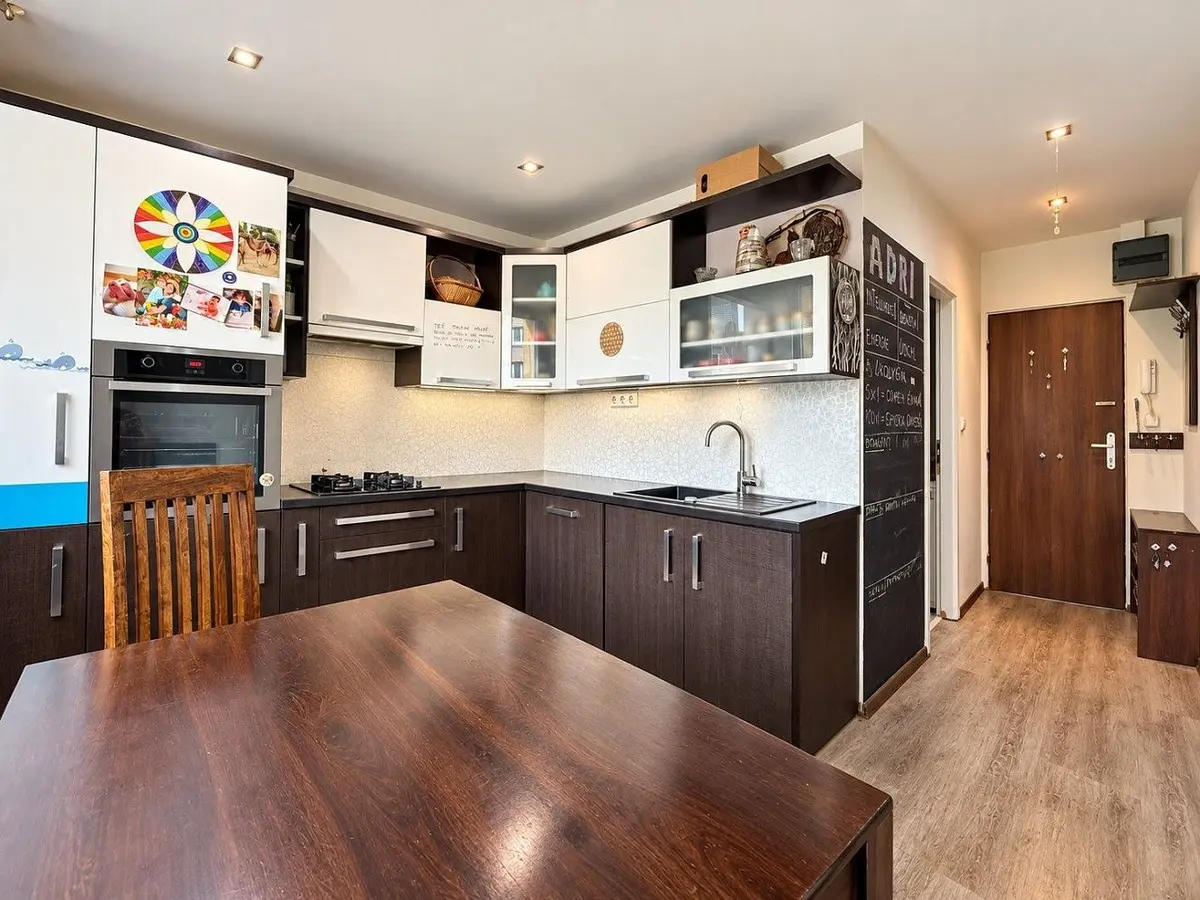 Prodej bytu 1+1 35 m², Korunní · Mariánské Hory · Ostrava