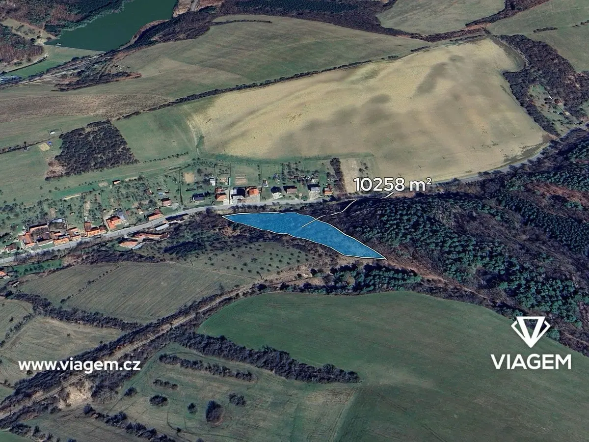 Prodej pozemku 10258 m², Ludkovice
