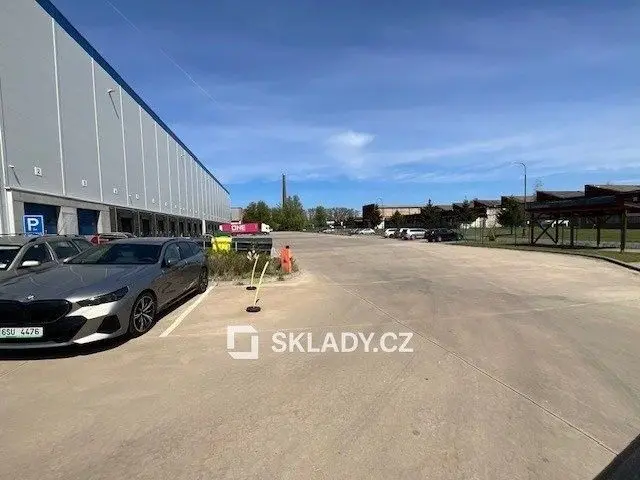 Pronájem komerčního prostoru 15000 m², Střed města - historická část · Hradec Králové