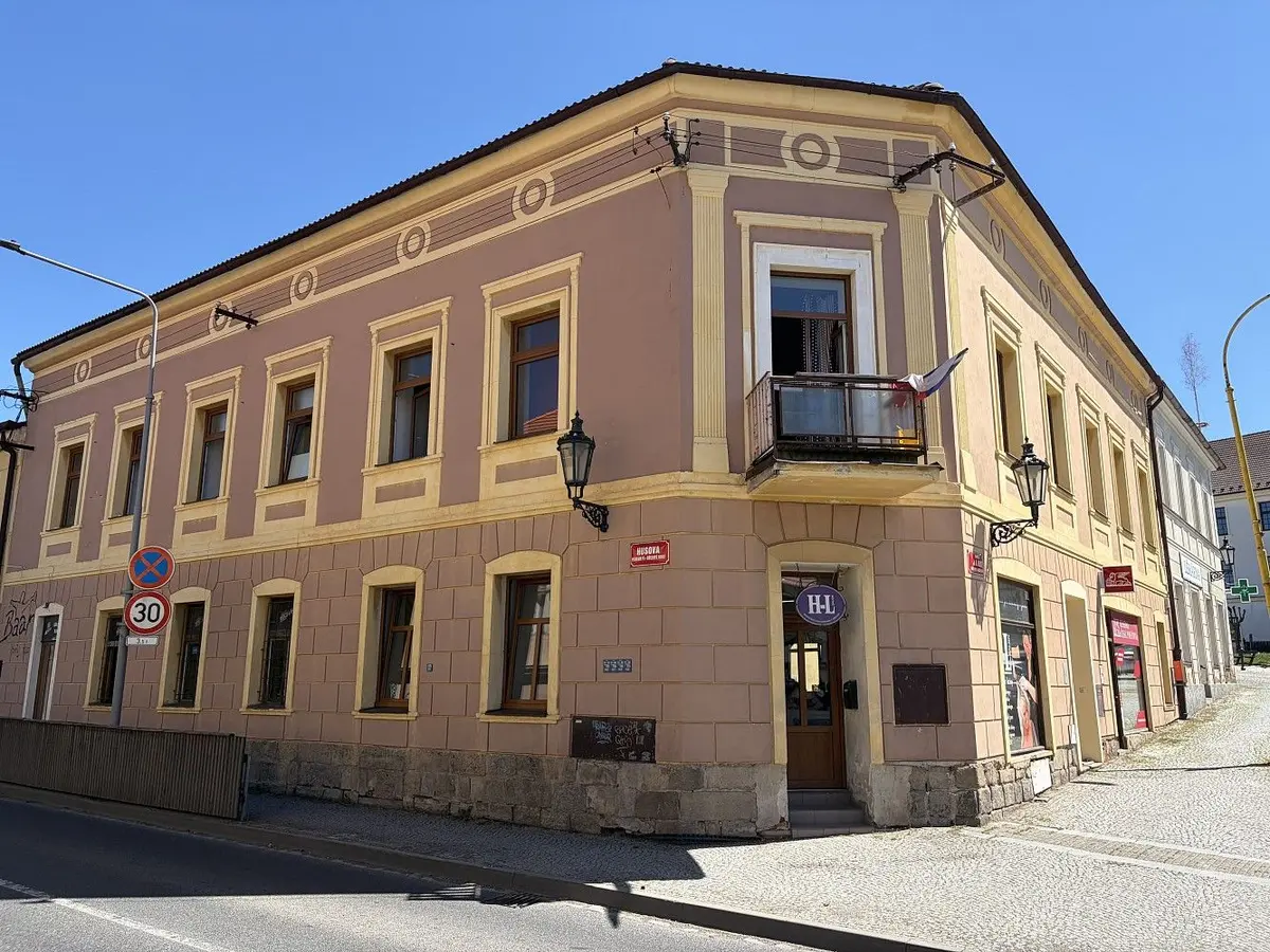 Prodej komerčního prostoru 49 m², náměstí J. A. Alise · Březové Hory · Příbram