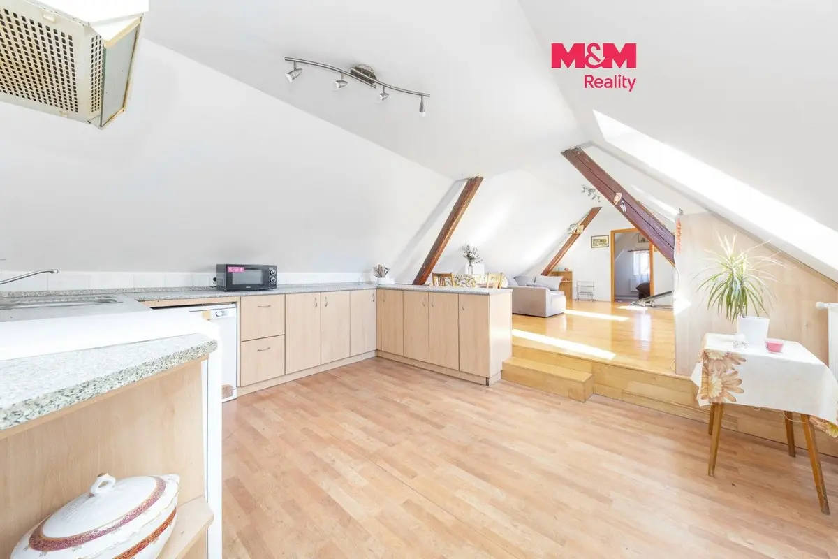Prodej nemovitosti 237 m², Ochoz u Tišnova