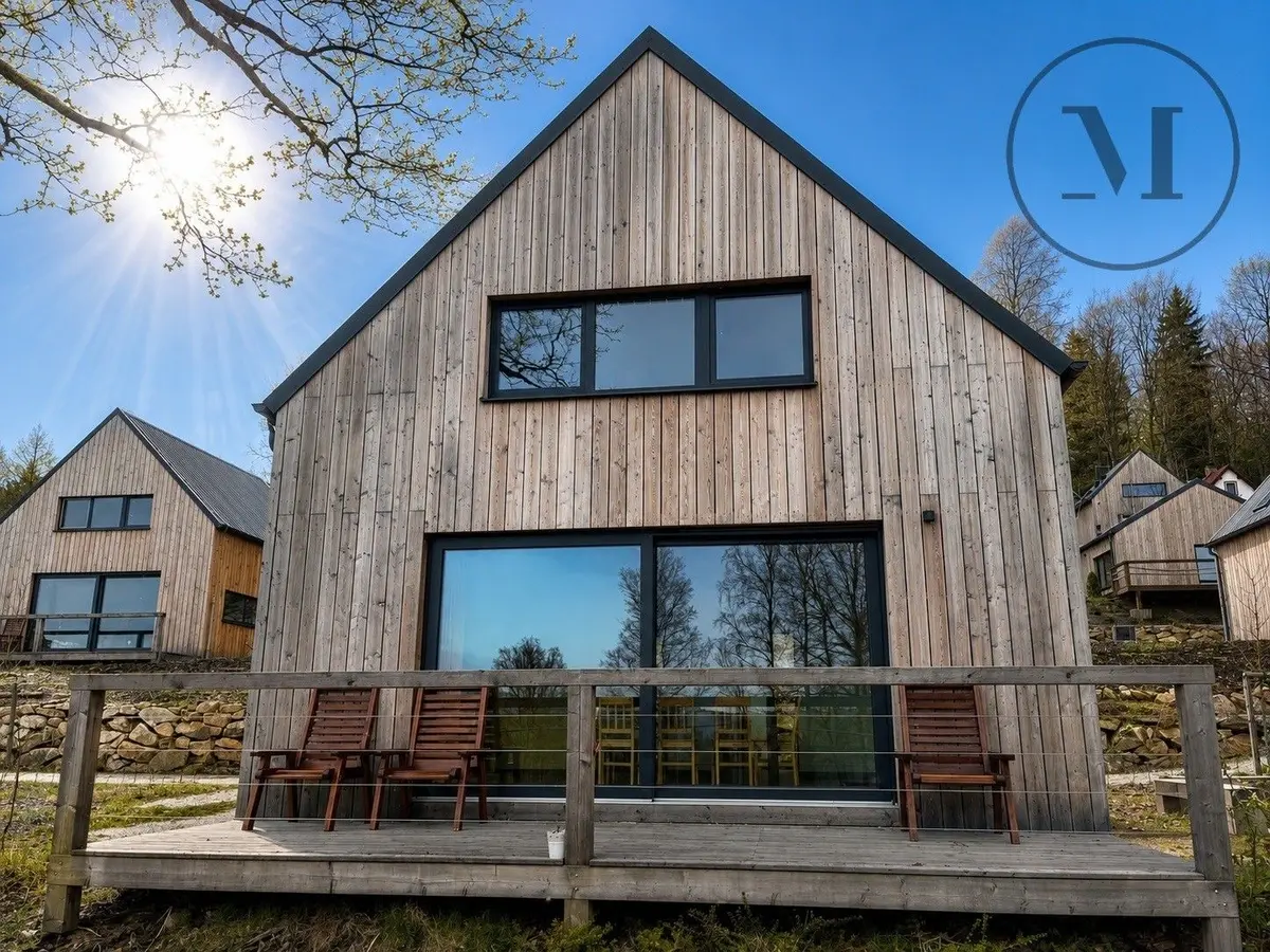 Pronájem nemovitosti 94 m², Náměstí · Horní Planá