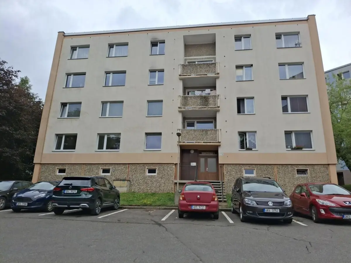 Prodej bytu 3+1 76 m², Hrnčířská · Cheb