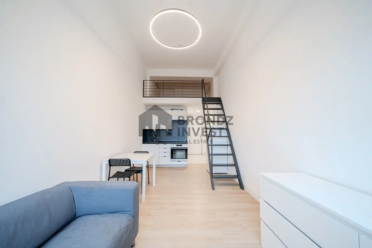 Pronájem bytu 1+kk 32 m², Poděbradská · Vysočany