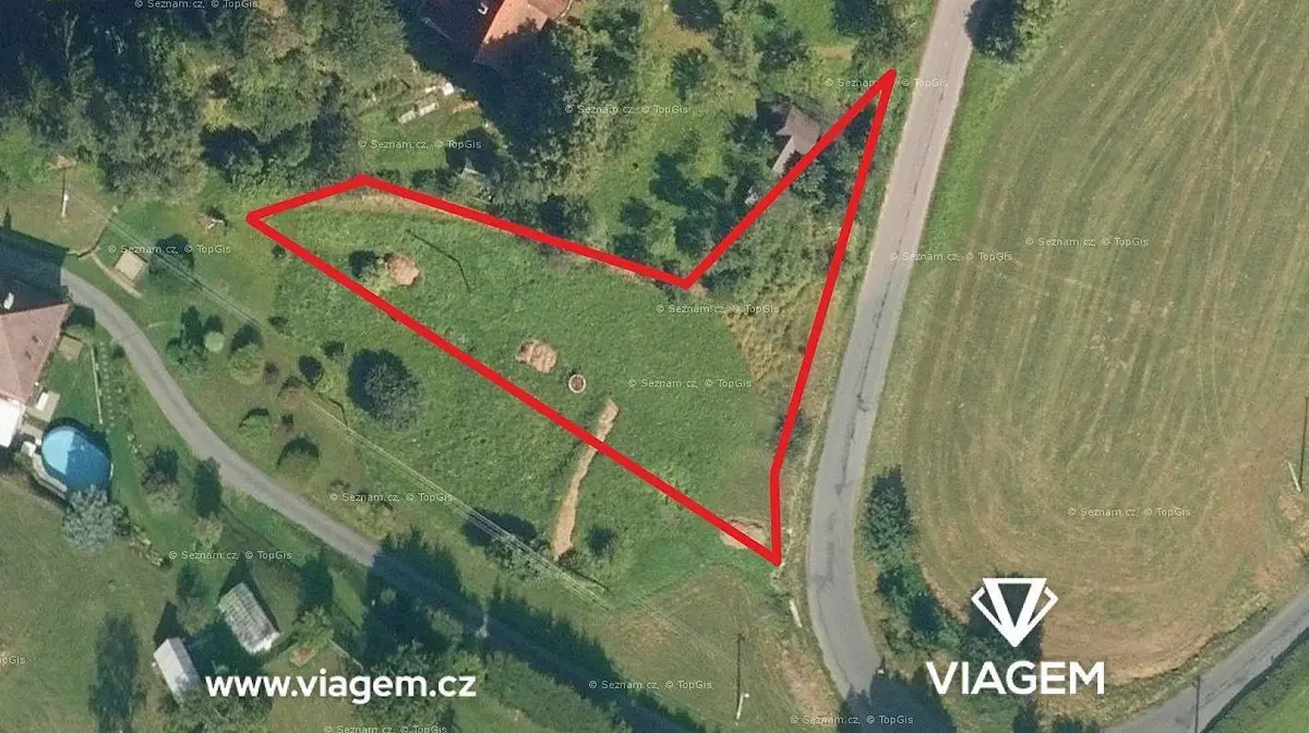 Prodej pozemku 370 m², Sobkovice