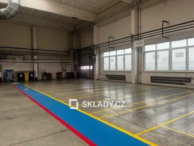 Pronájem komerčního prostoru 1100 m², Modřice