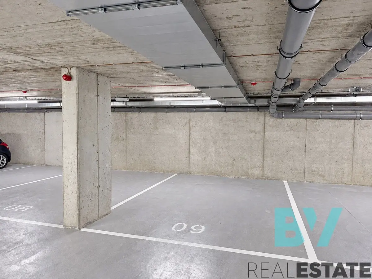 Pronájem nemovitosti 17 m², Mladoboleslavská · Kbely