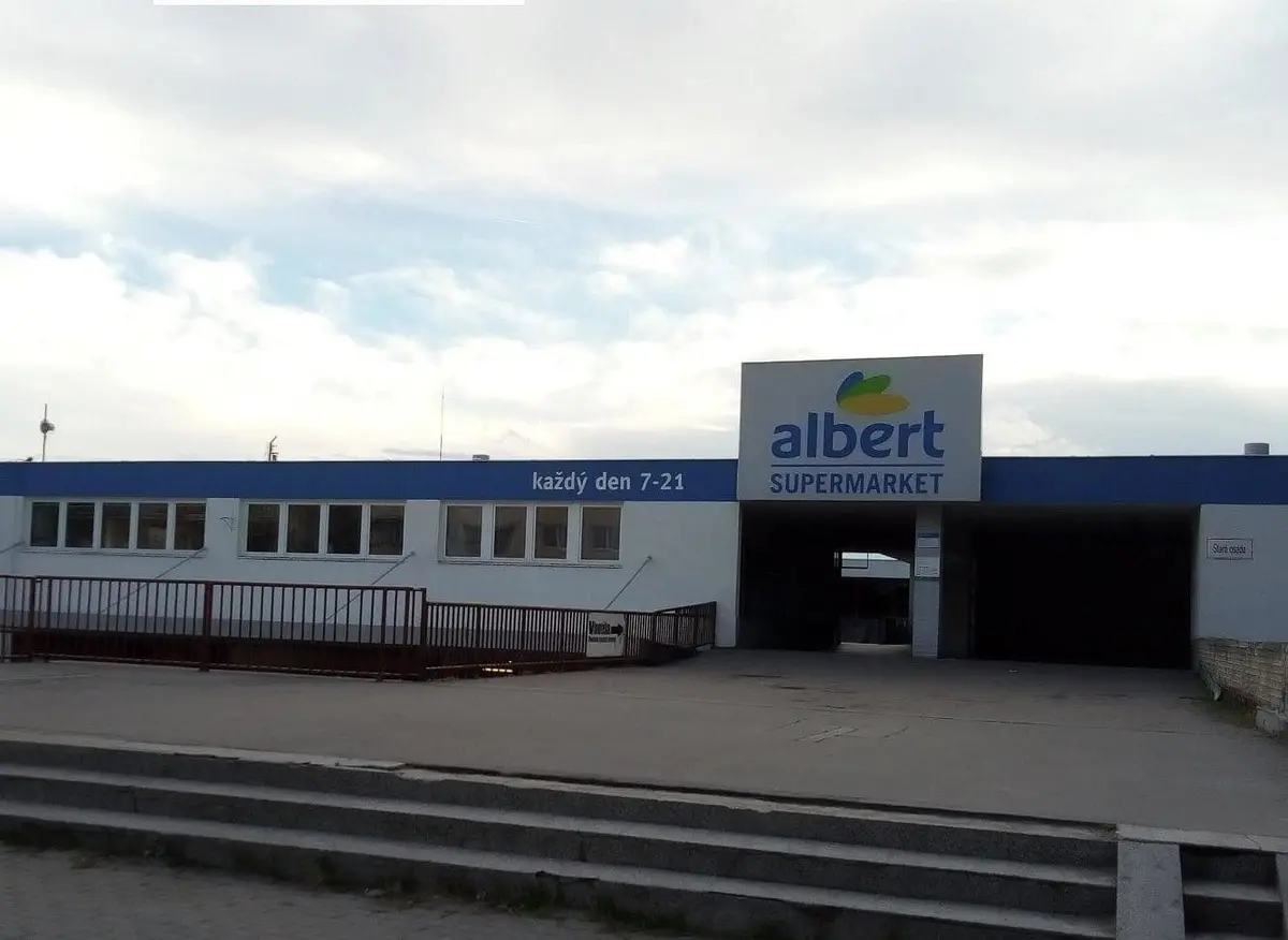 Pronájem komerčního prostoru 320 m², Židenice · Brno