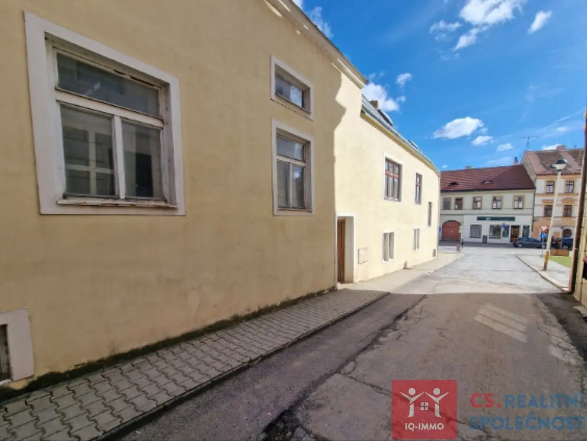 Pronájem komerčního prostoru 120 m², Divišovo náměstí · Znojmo-město · Znojmo