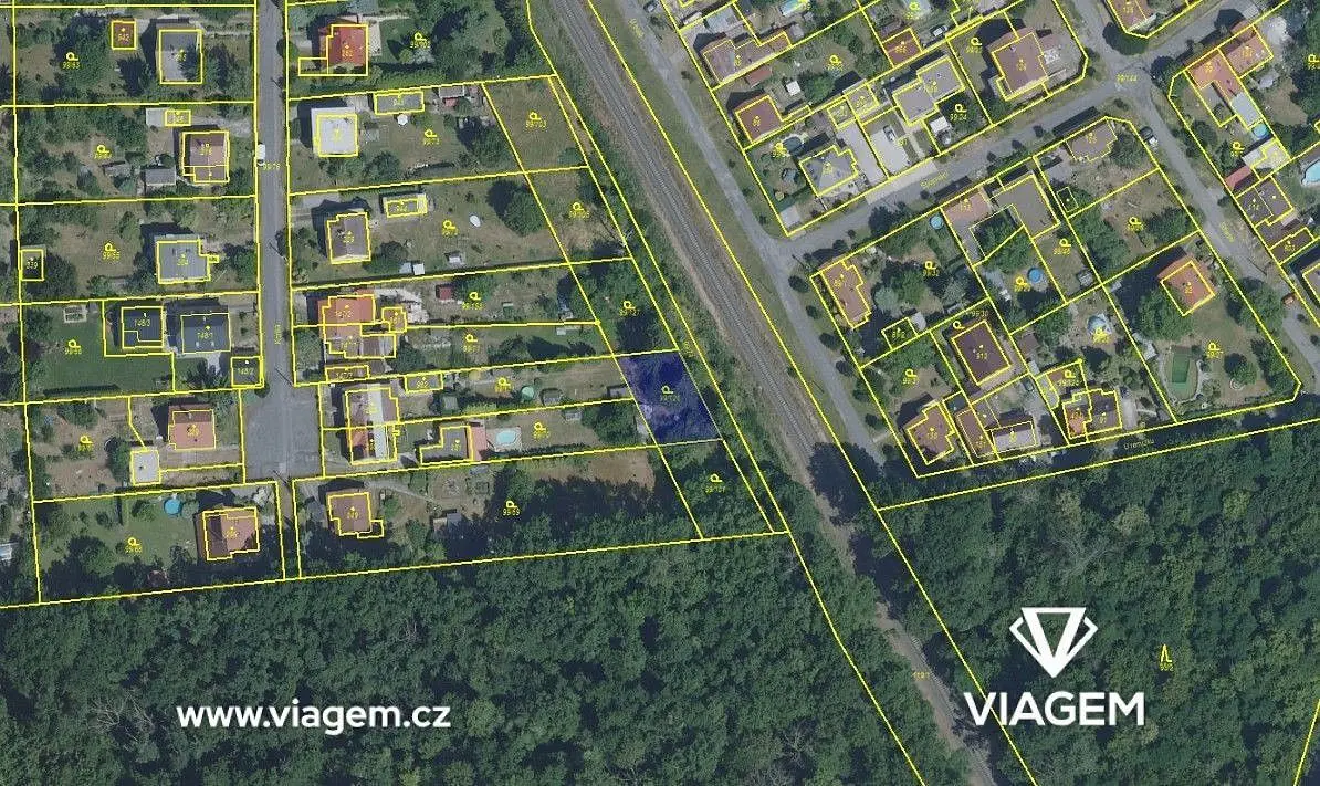 Prodej pozemku 378 m², Měšice