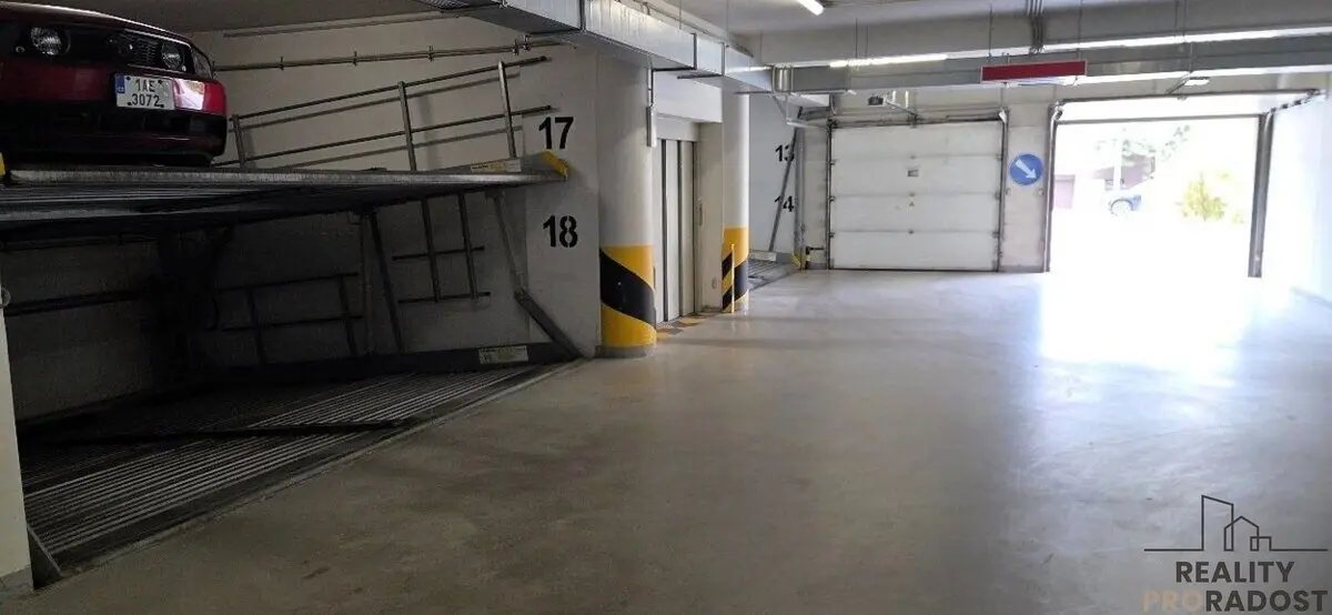Pronájem nemovitosti 13 m², Otradovická · Kamýk