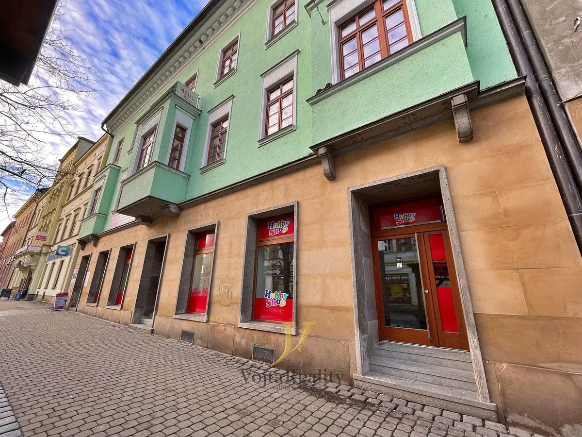 Pronájem komerčního prostoru 215 m², Hlavní třída · Šumperk