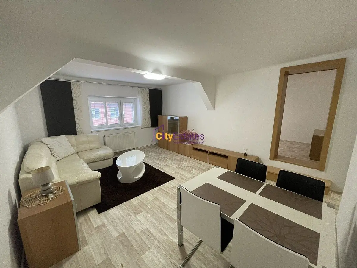 Prodej bytu 2+1 57 m², V háji · Holešovice