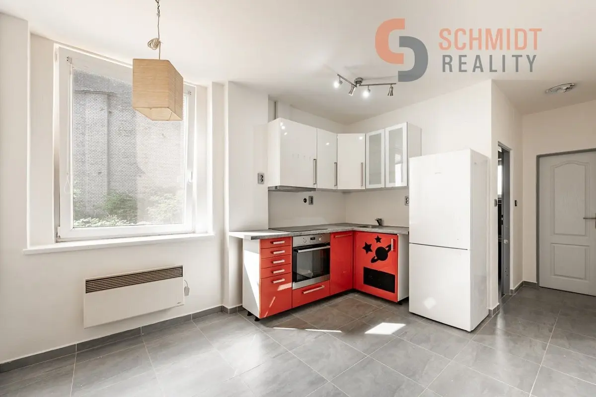 Prodej bytu 2+1 69 m², Národních hrdinů · Břeclav