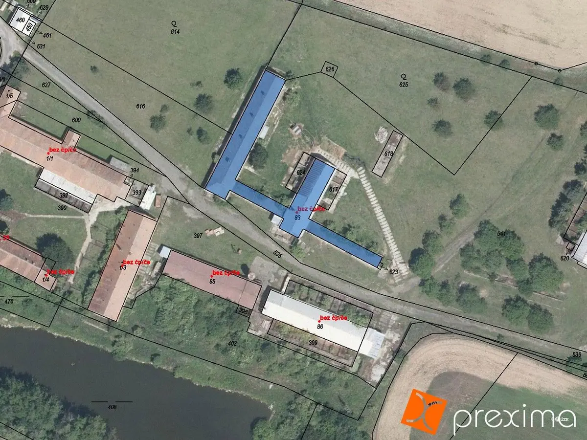Prodej komerčního prostoru 780 m², Dobronice · Tavíkovice
