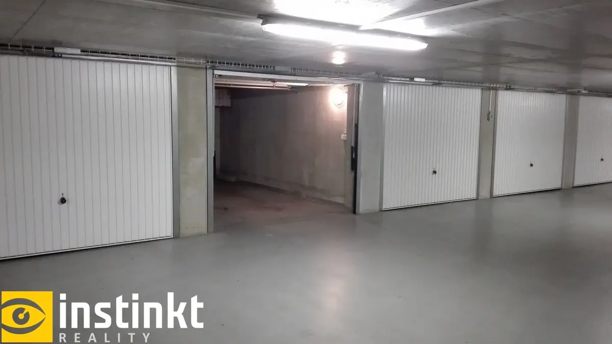 Pronájem nemovitosti 16 m², Archeologická · Stodůlky