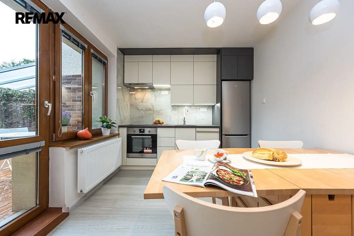 Pronájem bytu 2+1 68 m², Skálova · Čimice