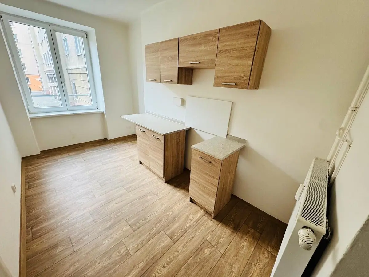 Pronájem bytu 1+1 37 m², tř. Budovatelů · Most II · Most