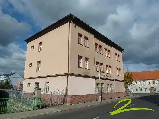 Prodej komerčního prostoru 850 m², Fügnerova · Trmice