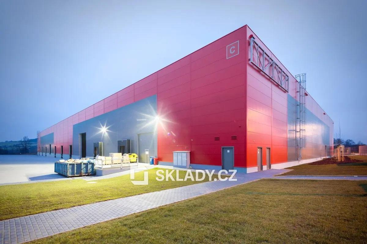 Pronájem komerčního prostoru 2599 m², V Závrtku · Koterov · Plzeň