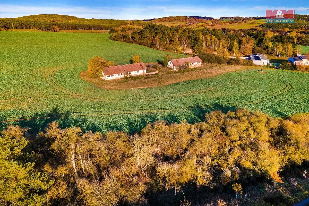 Prodej pozemku 3850 m², Mladotice