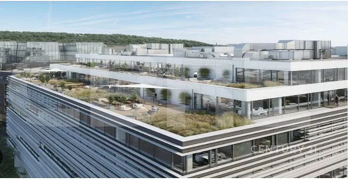 Pronájem komerčního prostoru 950 m², Českomoravská · Libeň