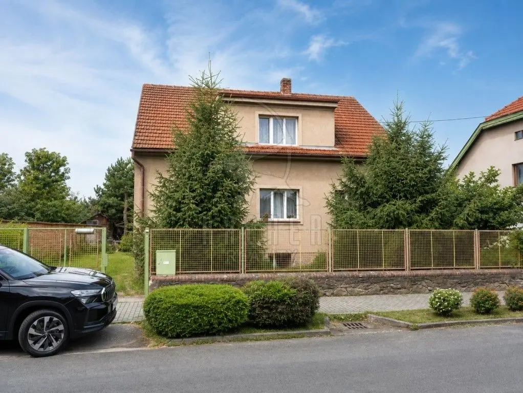 Prodej domu 179 m², Dobřichov