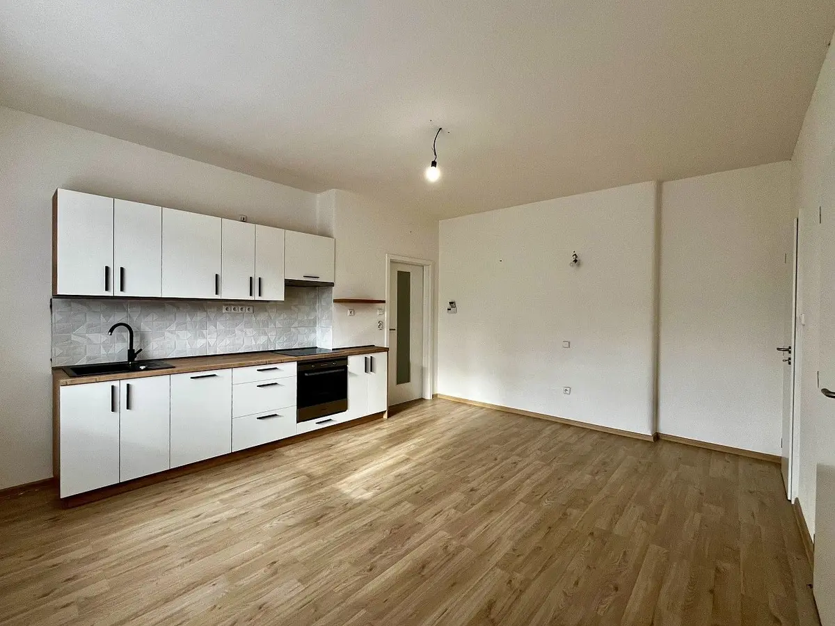Pronájem bytu 2+kk 42 m², Třebovská · Hylváty · Ústí nad Orlicí