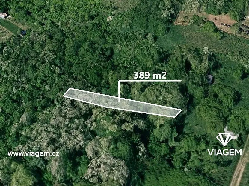 Prodej pozemku 389 m², Blučina