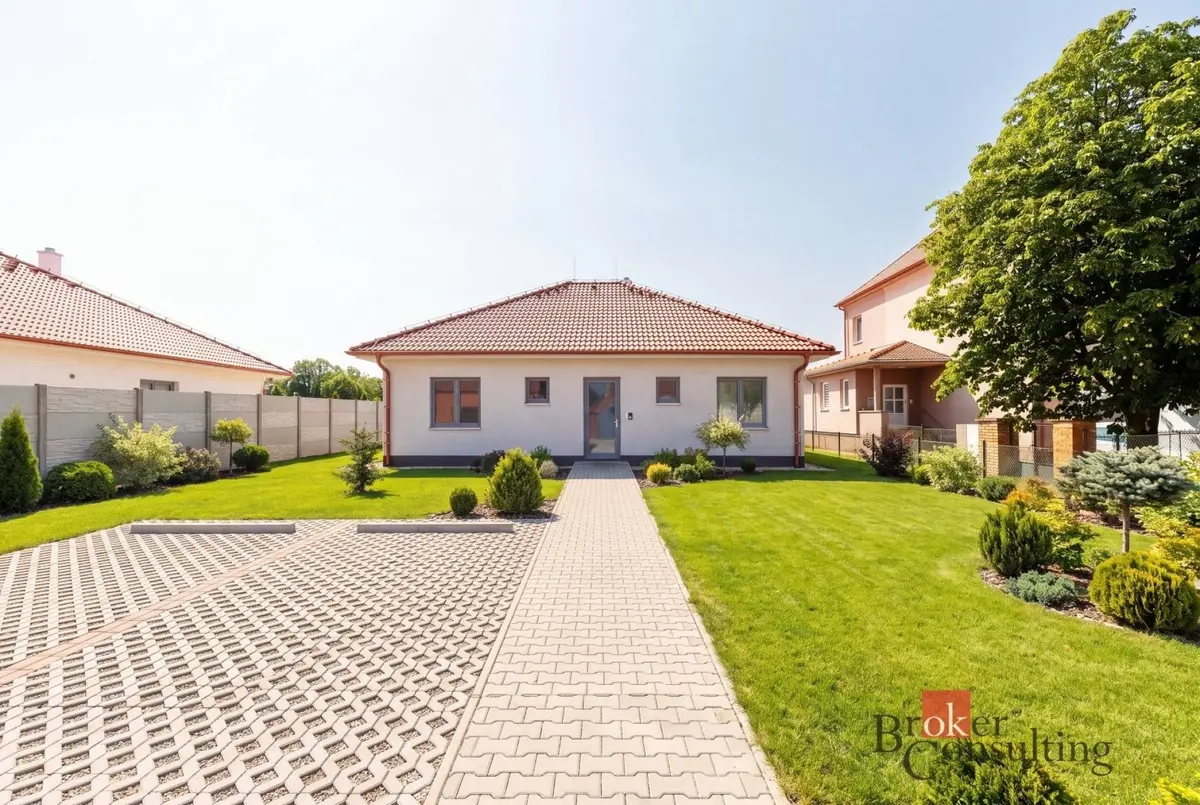 Prodej domu 699 m², Miroslav