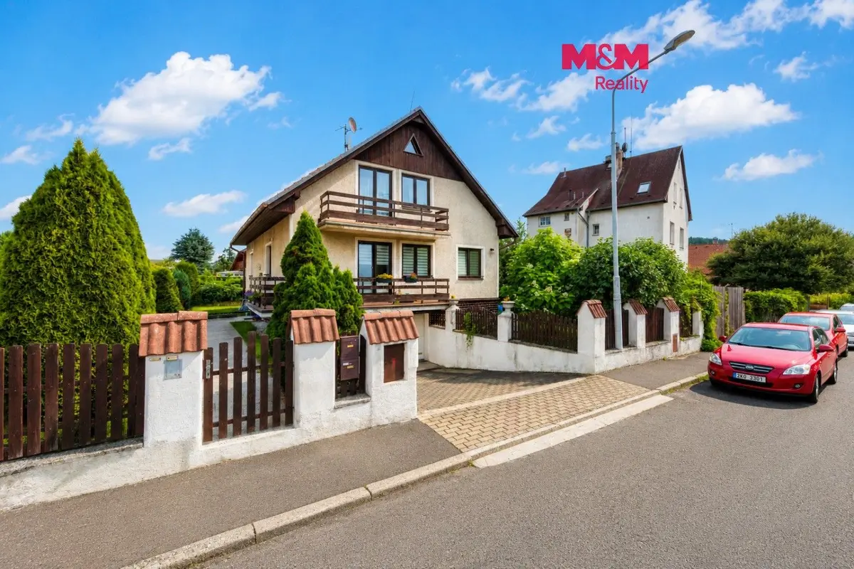 Prodej domu 330 m², V Lučinách · Dvory · Karlovy Vary