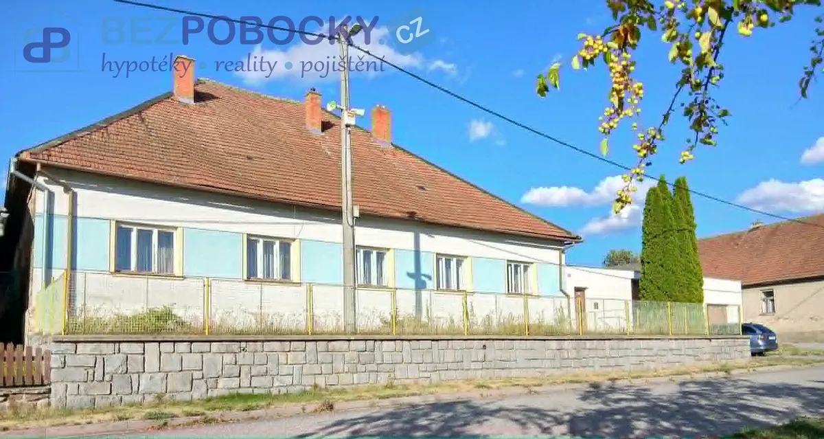 Prodej komerčního prostoru 200 m², Blízkov