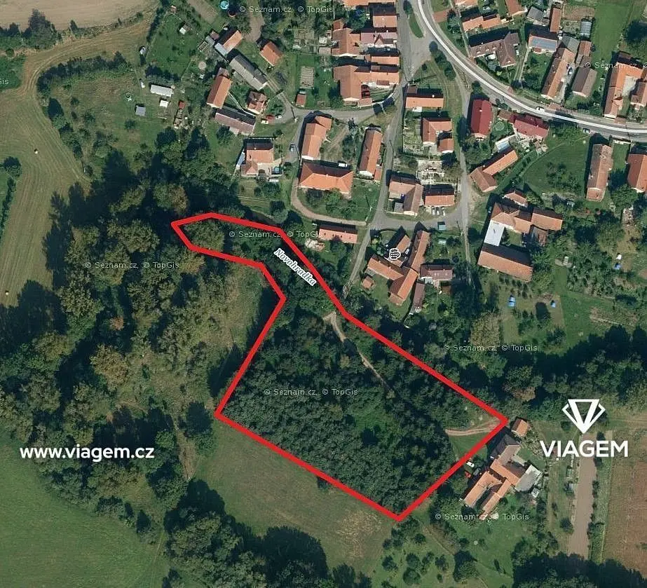 Prodej pozemku 1085 m², Holešovice u Chroustovic · Chroustovice