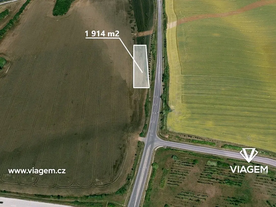Prodej pozemku 1434 m², Bezměrov