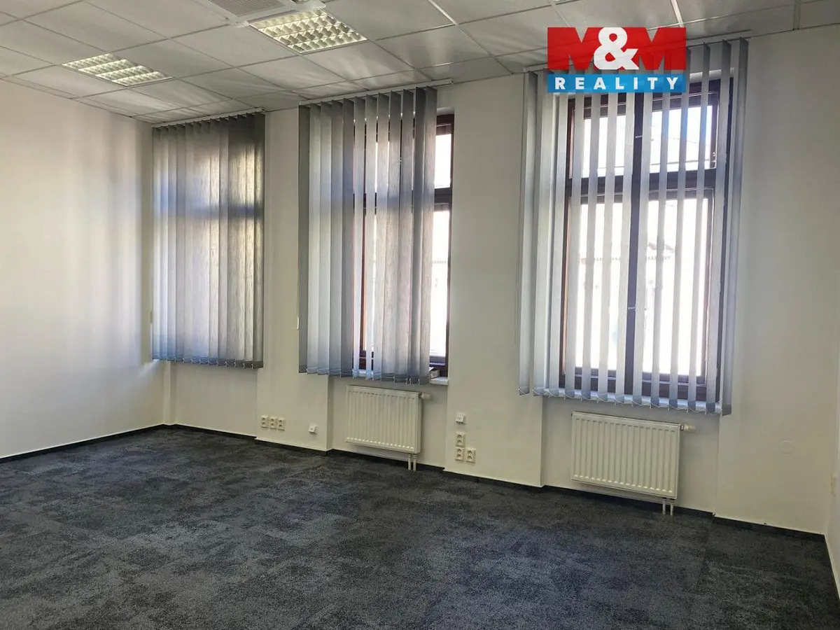 Pronájem komerčního prostoru 170 m², Masarykovo nám. · Nový Jičín-město · Nový Jičín