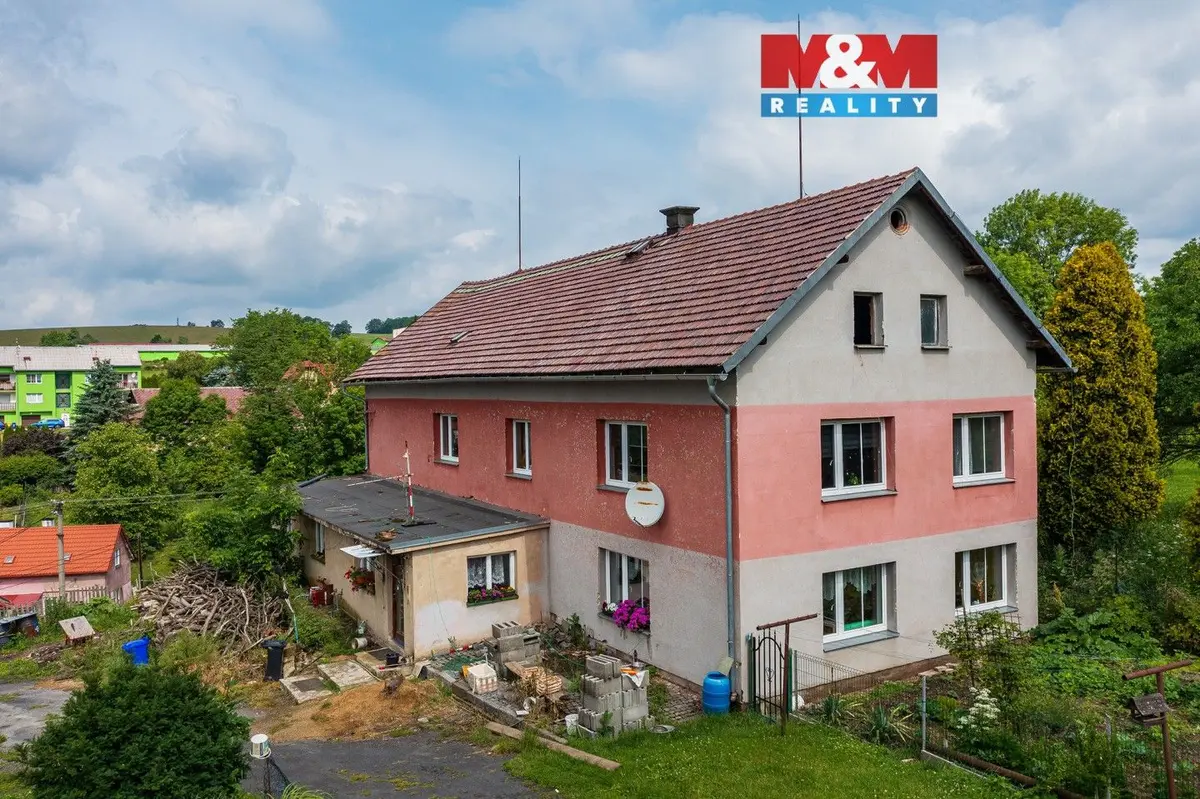 Prodej nemovitosti 383 m², Dobrná