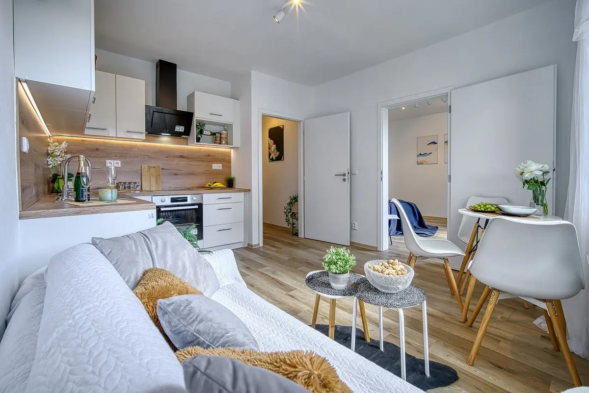 Pronájem bytu 1+1 32 m², Fügnerova · Trmice
