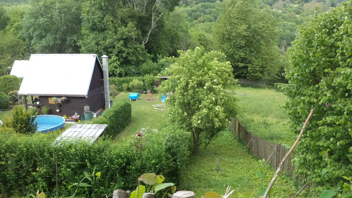Prodej pozemku 159 m², Horní Zálezly · Malečov