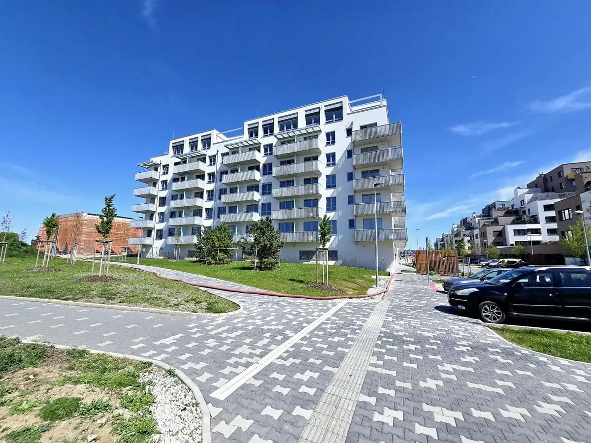 Prodej bytu 1+kk 25 m², Honzíkova · Dolní Měcholupy